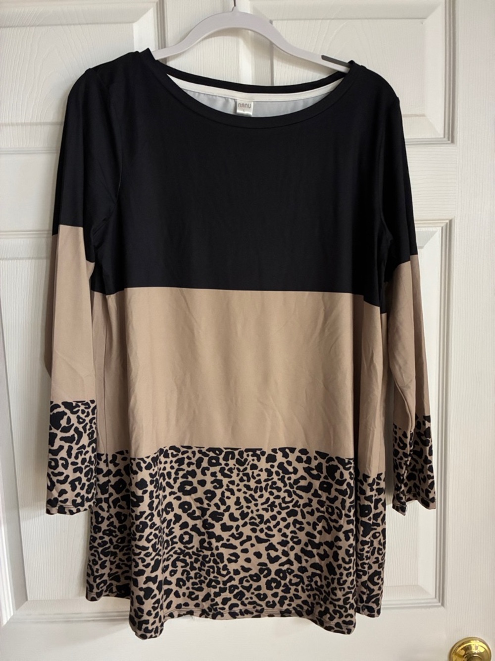 Colorblock Leopard-Trim Tunic Top - Black & Tan